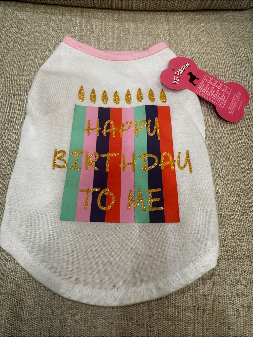 NWT “Happy Birthday To Me" White & Pink Dog Tee size small